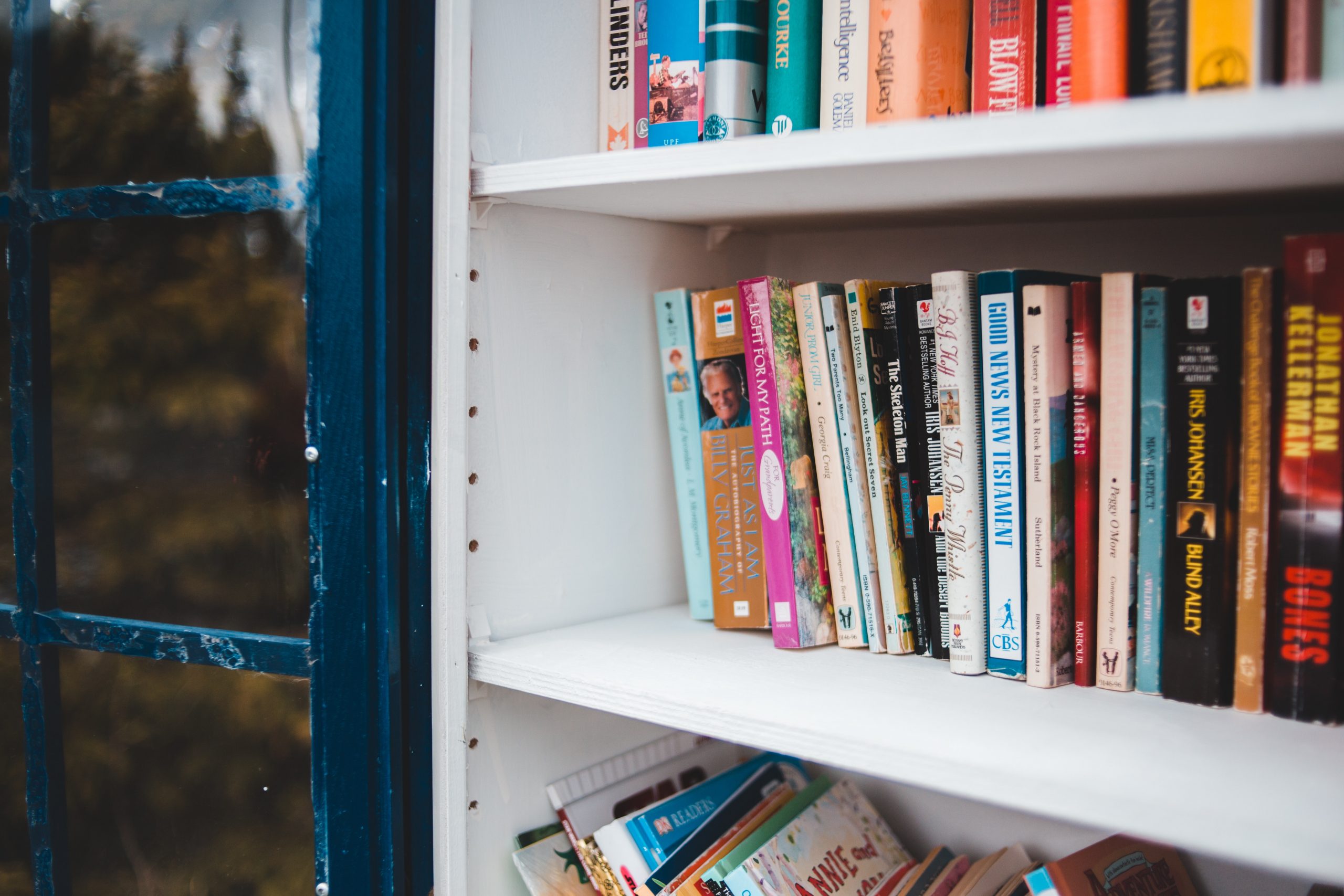 In Ostfriesland gibt es einige Bücherschränke. So kann man seine Bücher problemlos mit anderen tauschen.